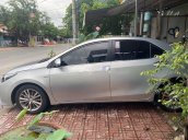 Cần bán Toyota Corolla Altis đời 2015, màu bạc như mới