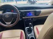 Cần bán Toyota Corolla Altis đời 2015, màu bạc như mới