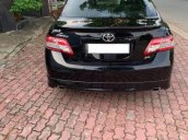 Bán Toyota Camry 2.4G đời 2011, màu đen ít sử dụng, giá 720tr