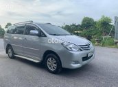 Cần bán gấp Toyota Innova MT đời 2011, màu đen số sàn