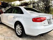 Cần bán xe Audi A4 đời 2012, màu trắng