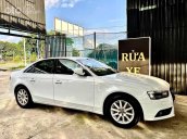 Cần bán xe Audi A4 đời 2012, màu trắng