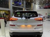 Cần bán xe Hyundai Tucson sản xuất năm 2021, màu trắng 