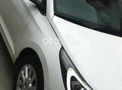 Cần bán Hyundai Accent năm 2020, màu trắng