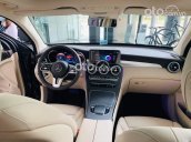 Bán Mercedes GLC300 4Matic 2021, hỗ trợ 70% giá trị xe, giảm giá sock, tặng full phụ kiện, giao xe ngay