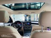 Bán Mercedes GLC300 4Matic 2021, hỗ trợ 70% giá trị xe, giảm giá sock, tặng full phụ kiện, giao xe ngay