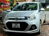 Cần bán gấp Hyundai Grand i10 đời 2015, màu bạc, nhập khẩu chính chủ