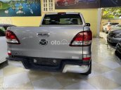 Bán Mazda BT 50 năm sản xuất 2015, màu bạc, nhập khẩu 