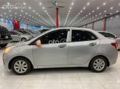 Bán Hyundai Grand i10 đời 2016, màu bạc, nhập khẩu, giá tốt