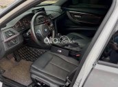 Cần bán BMW 320i sản xuất năm 2013, màu bạc, giá tốt