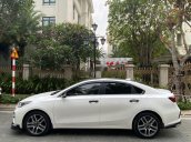 Bán Kia Cerato đời 2020, màu trắng