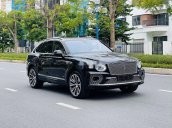 Cần bán Bentley Bentayga sản xuất năm 2021, màu đen, nhập khẩu nguyên chiếc