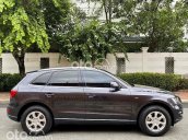 Cần bán Audi Q5 2.0 AT sản xuất năm 2011, màu xám, nhập khẩu