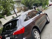 Cần bán Audi Q5 2.0 AT sản xuất năm 2011, màu xám, nhập khẩu