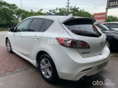 Xe Mazda 3 đời 2017, màu trắng, xe nhập