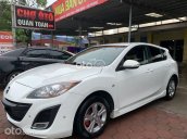 Xe Mazda 3 đời 2017, màu trắng, xe nhập