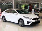 Bán ô tô Kia Cerato 1.6 MT sản xuất năm 2021, màu trắng, giá chỉ 499 triệu