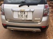 Cần bán Chevrolet Captiva năm 2010, màu bạc, nhập khẩu còn mới