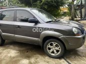 Cần bán gấp Hyundai Tucson 2.0 AT 4WD đời 2009, màu xám, nhập khẩu số tự động