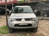 Bán tải Mitsubishi Triton máy dầu, 2 cầu AT - Giá chưa đến 300 triệu