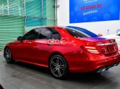 Bán Mercedes E300 sản xuất năm 2020, màu đỏ