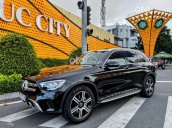 Cần bán Mercedes GLC200 năm sản xuất 2020, màu đen