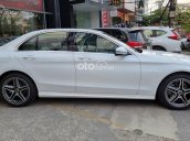 Mercedes-Benz C180 AMG, giảm 50% thuế trước bạ, tặng 2 năm bảo dưỡng, phụ kiện, bảo hiểm