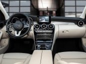 Mercedes-Benz C180 AMG, giảm 50% thuế trước bạ, tặng 2 năm bảo dưỡng, phụ kiện, bảo hiểm
