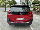 Cần bán xe Peugeot 5008 đời 2020, màu đỏ