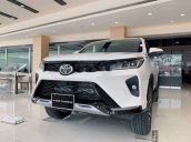 Bán xe Toyota Fortuner năm sản xuất 2021, màu trắng