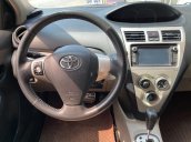 Cần bán xe Toyota Vios AT sản xuất năm 2008, màu bạc số tự động