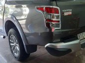 Bán xe Mitsubishi Triton năm 2016, màu xám còn mới