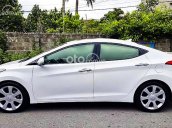 Bán xe Hyundai Avante đời 2011, màu trắng, nhập khẩu nguyên chiếc, giá tốt