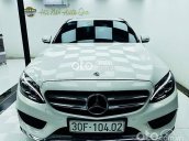 Cần bán gấp Mercedes C300 2017, màu trắng