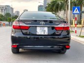 Bán Toyota Camry 2.0E sản xuất 2016, 720 triệu