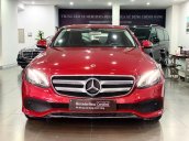 Bán Mercedes E180 đời 2019, màu đỏ