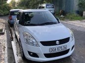 Cần bán Suzuki Swift 1.4 AT năm sản xuất 2015 còn mới