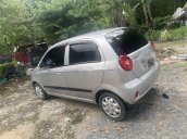 Cần bán xe Chevrolet Spark sản xuất 2013, màu bạc  