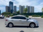 Cần bán xe Hyundai Accent MT năm 2018, màu bạc, giá chỉ 385 triệu