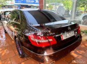 Cần bán xe Mercedes E250 đời 2010, màu nâu như mới