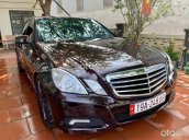 Cần bán xe Mercedes E250 đời 2010, màu nâu như mới