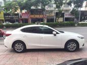 Bán Mazda 3 năm 2016, màu trắng còn mới