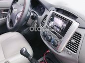 Cần bán gấp Toyota Innova 2013, màu bạc còn mới, giá chỉ 385 triệu