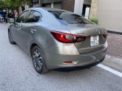 Bán Mazda 2 đời 2017, màu xám còn mới giá cạnh tranh