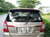 Cần bán xe Toyota Innova 2.0E sản xuất 2016, màu ghi vàng