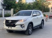 Bán Toyota Fortuner đời 2019, màu trắng, xe nhập  