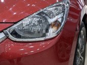 Bán Mazda 2 đời 2017, màu đỏ còn mới