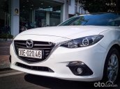 Cần bán gấp Mazda 3 năm sản xuất 2016, màu trắng giá cạnh tranh