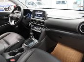 Cần bán gấp Hyundai Kona sản xuất năm 2018, màu đỏ còn mới