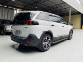 Bán Peugeot 5008 đời 2020, màu trắng xe gia đình